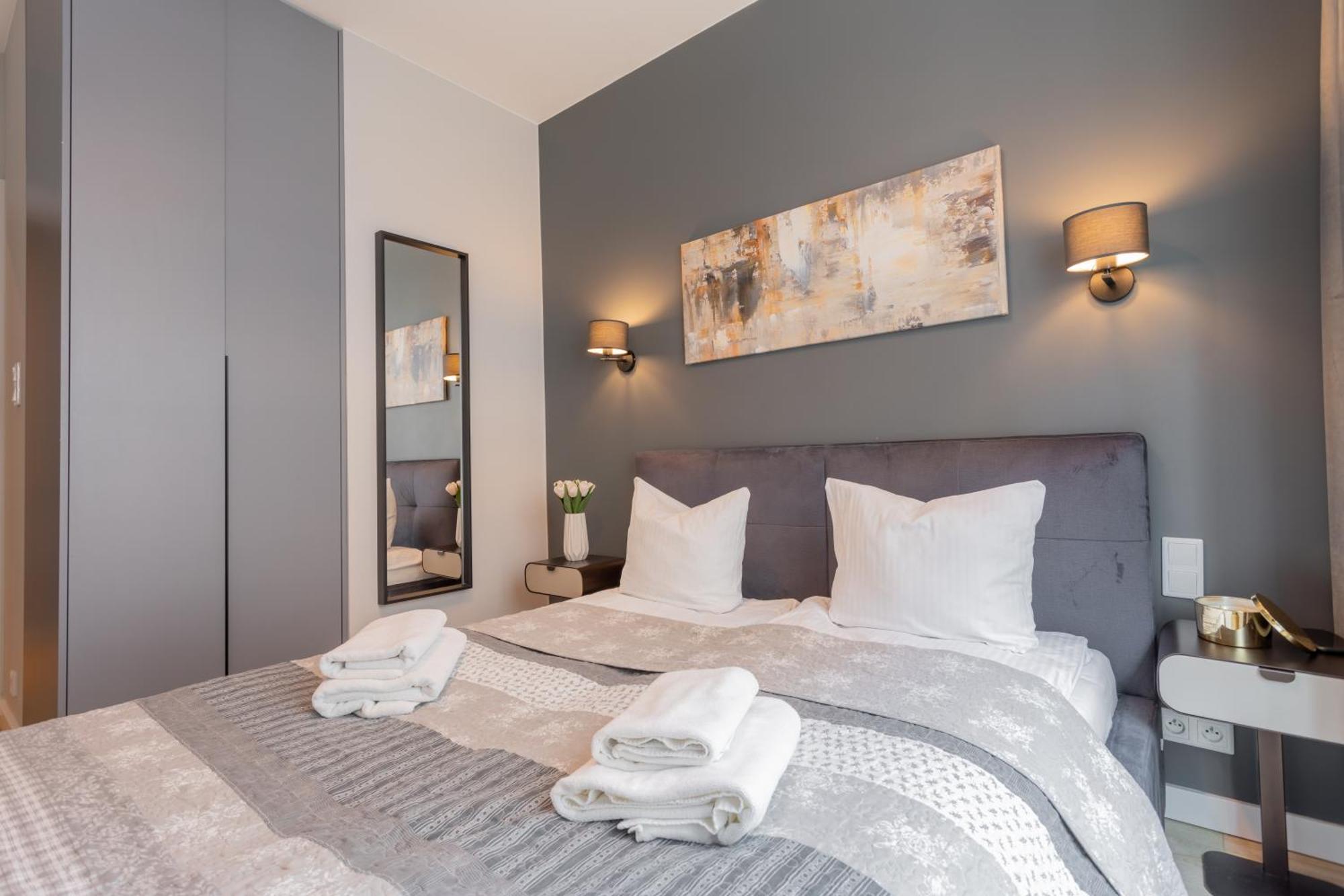 Golden Apartments Warsaw - Luxury Building With Terrace On The Roof - Sienna Str ภายนอก รูปภาพ